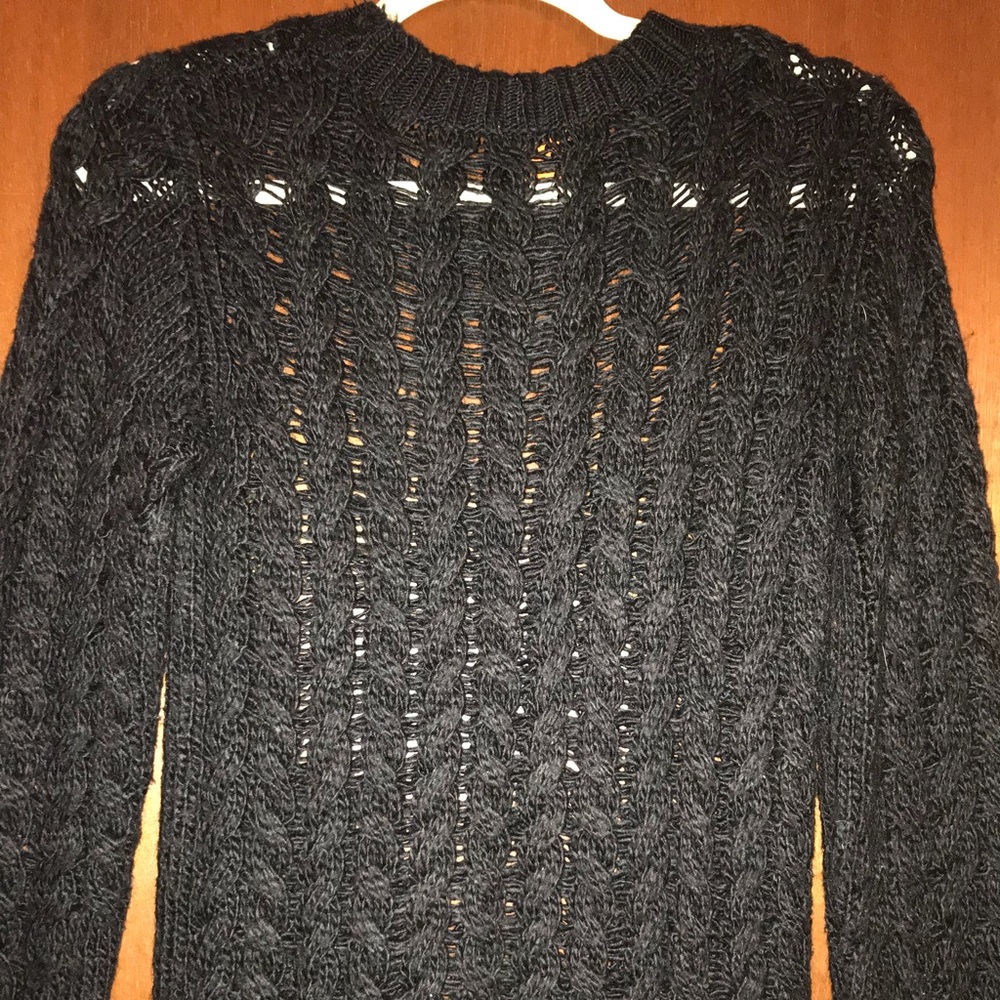sweater - Picture 2 of 3